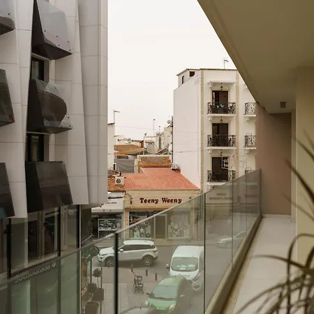 Halcyon Apartament Larnaca