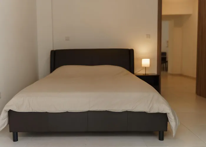 Halcyon * Ларнака