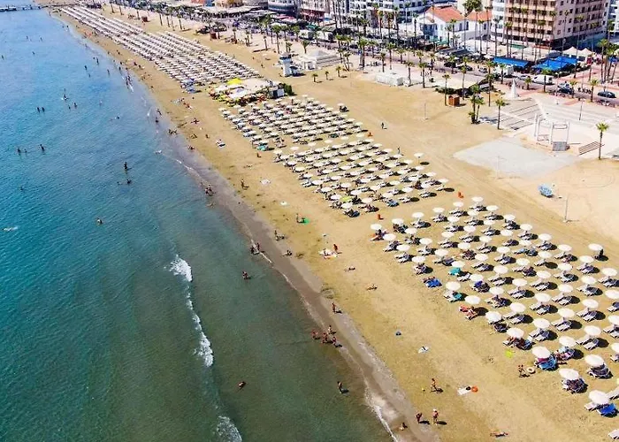 Halcyon Apartament Larnaca