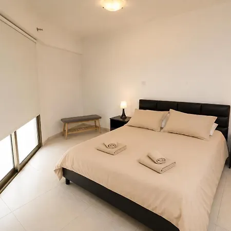 Appartamento Halcyon Larnaca