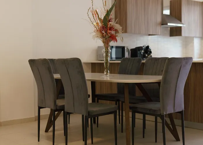 Halcyon * ラルナカ